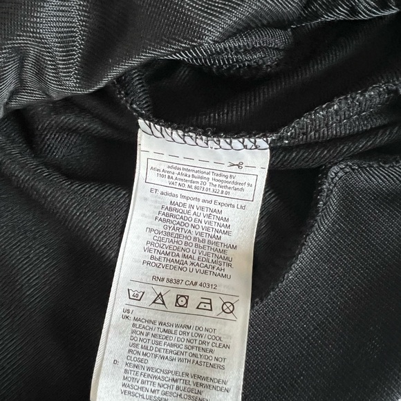 Adidas black light running Jacket - Picture 7 of 9